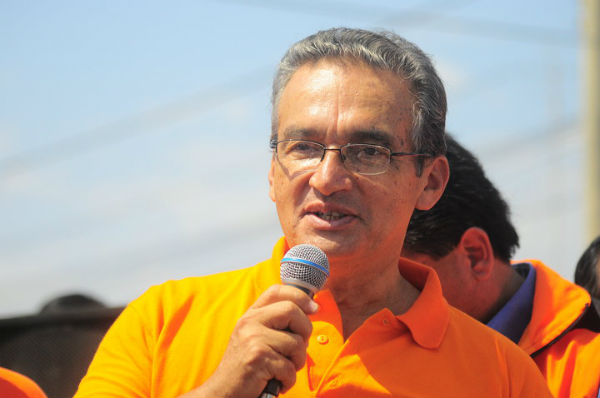 Alejandro Aguinaga